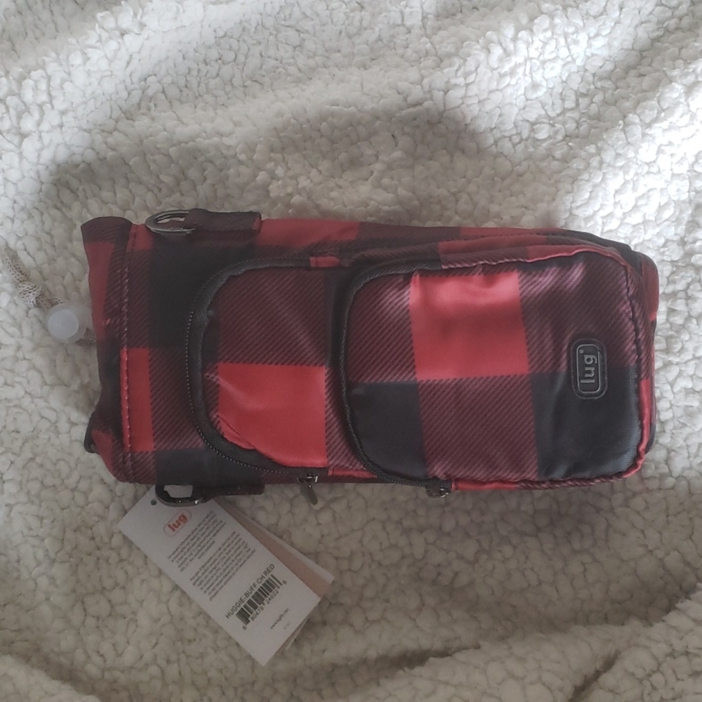 Lug Huggie in Buffalo Check Red - Picture 2 of 2